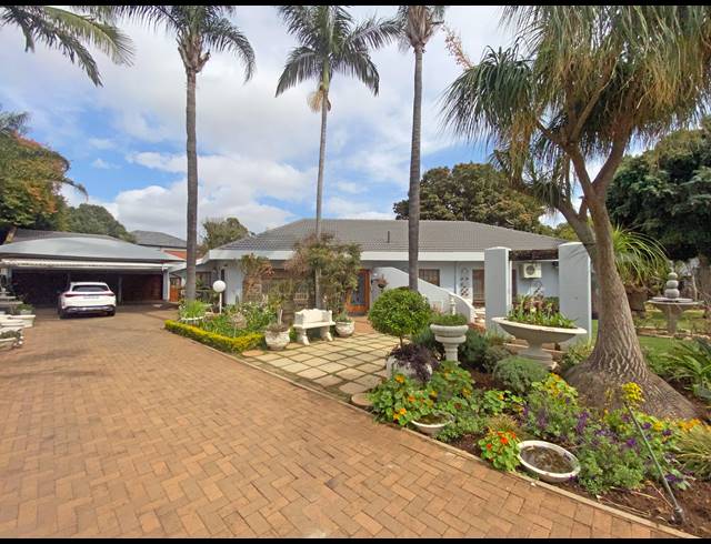 5 BEDROOM HOUSE FOR SALE IN BENDOR